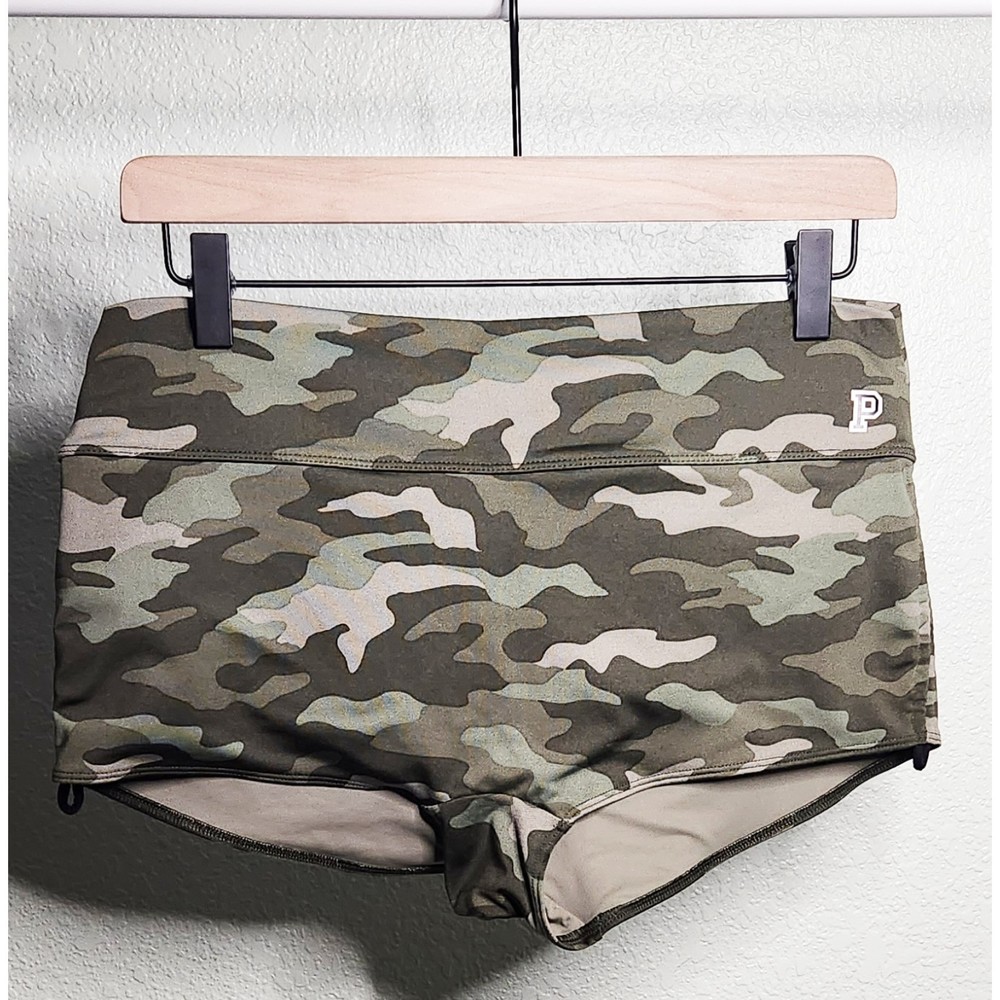 NWOT PINK ULTIMATE: gym to swim shortie shorts (camo)